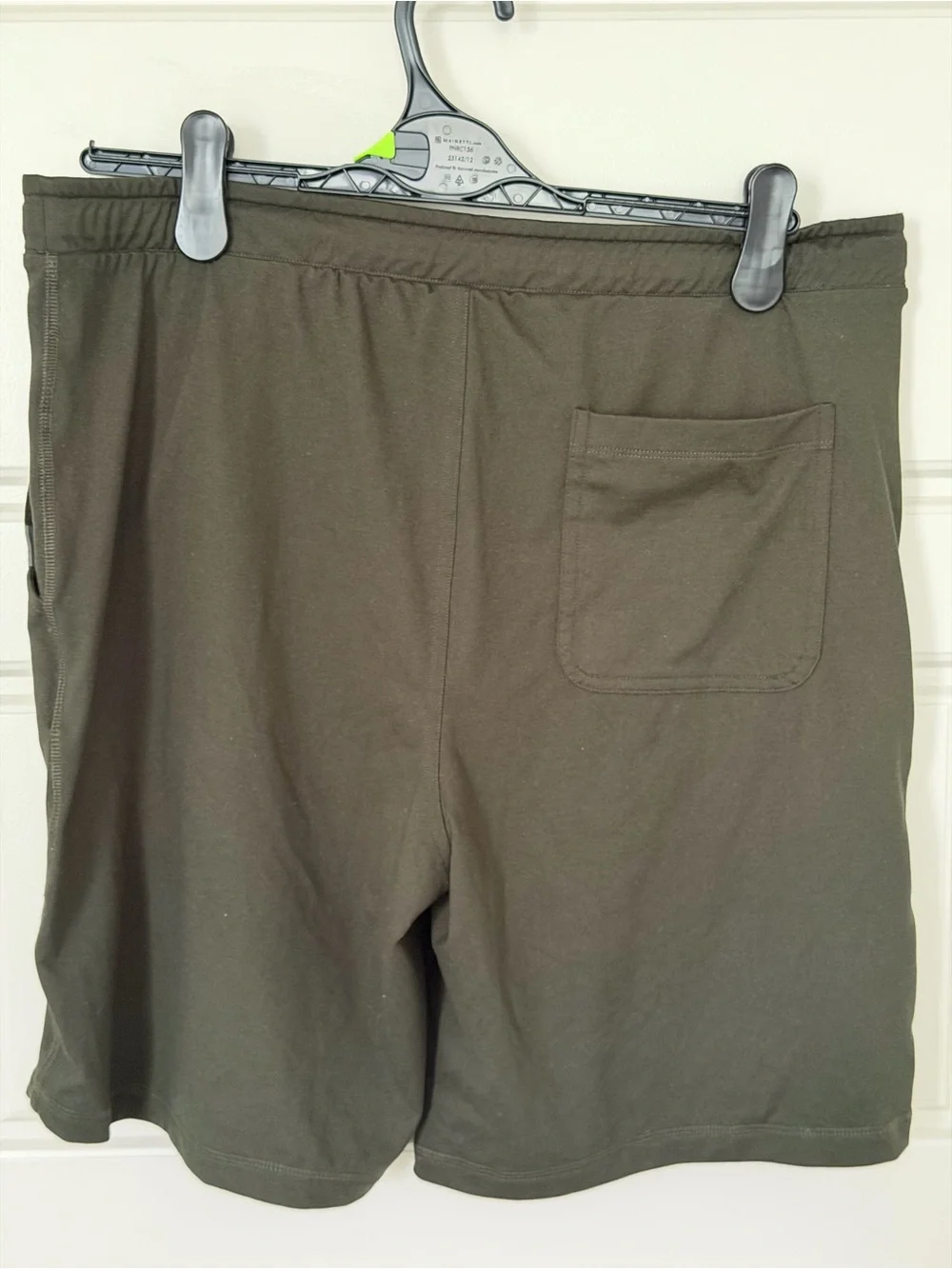 Eddie Bauer Lounge Men's Jersey Sweat Shorts Olive Army Green Zip Pockets L